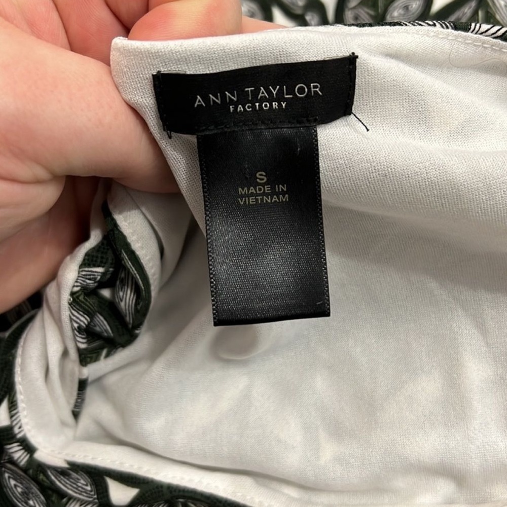 Ann Taylor Factory Green & White Print Stretch Tank Dress Size Small - Picture 5 of 5